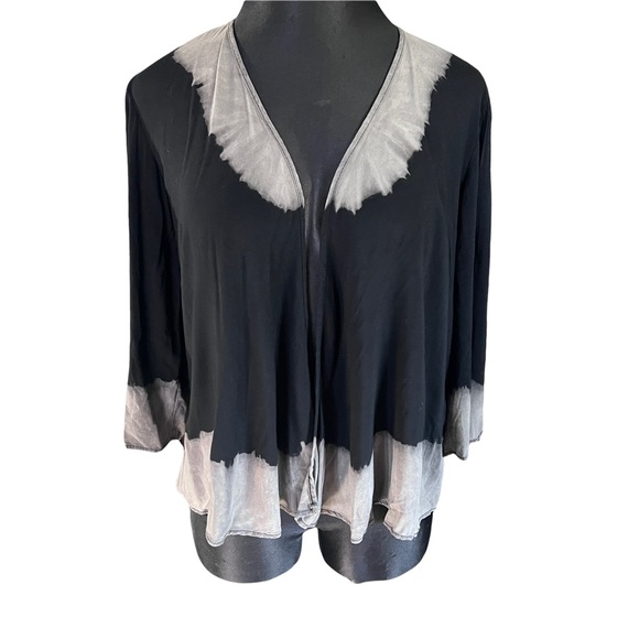 Gimmicks by BKE Open Front Cardigan Black and Gray - Picture 2 of 5